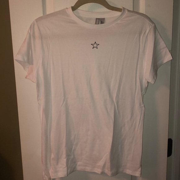 ASOS White T-Shirt with Star NWT - Picture 1 of 2